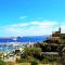 Seaview Luxury Penthouse with Shared Swimming Pool