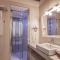 Town House Spagna- luxury Rooms with Jacuzzi Bath