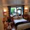 Foto: Kylemore Pass Hotel 100/147