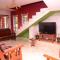 VAISHNAVI VILLA-Family Homestay-2km from bus stand-WiFi