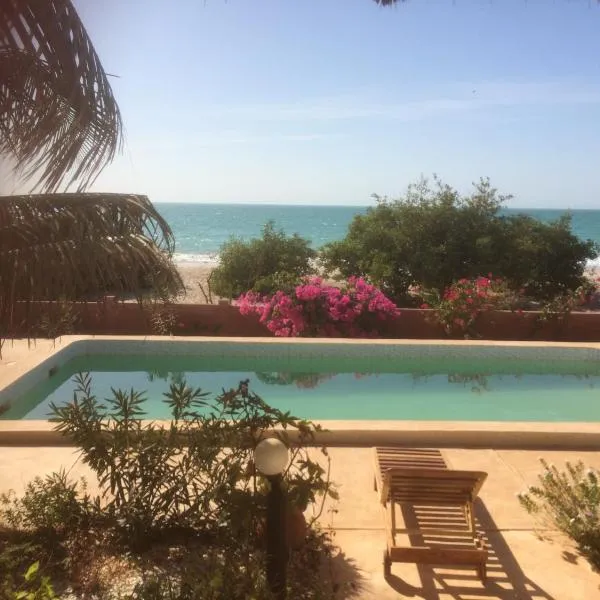 la villa sur la plage, hotel in Palmarin
