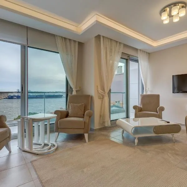 Paris Residence Cesme, ξενοδοχείο στο Τσεσμέ