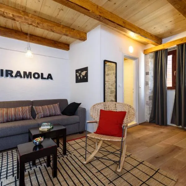 Apartments & Rooms Tiramola - Old Town, hotel in Trogir