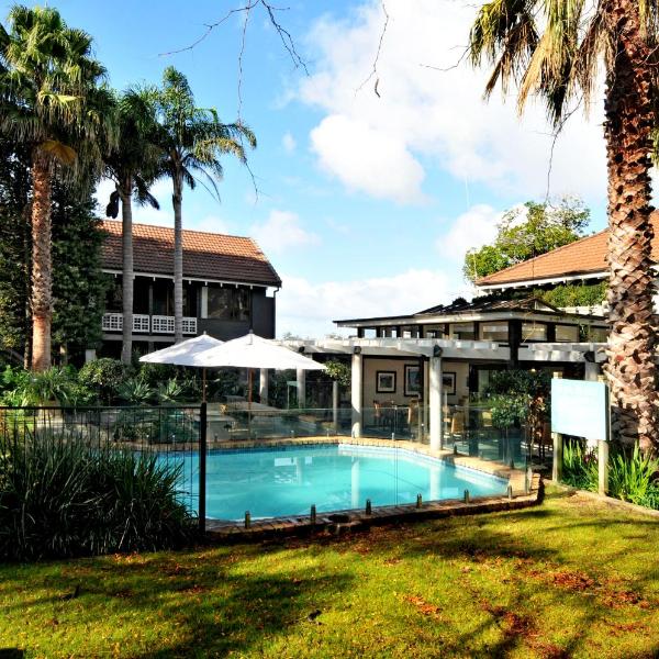 Emerald Inn on Takapuna Beach