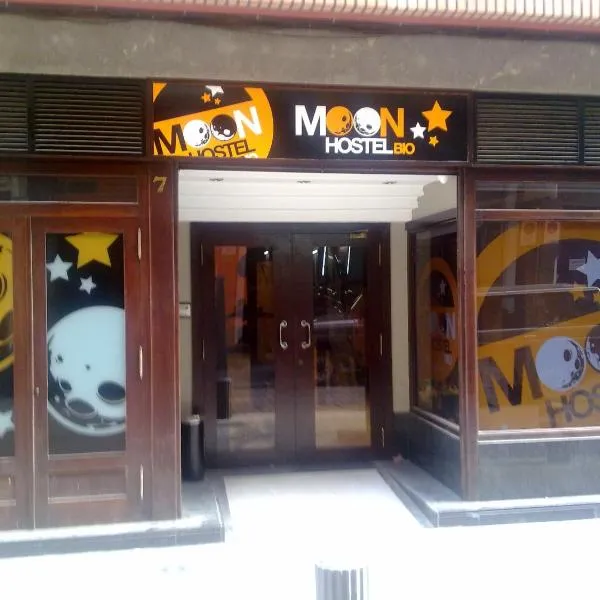 Moon Hostel Bio, hotel in Bilbao