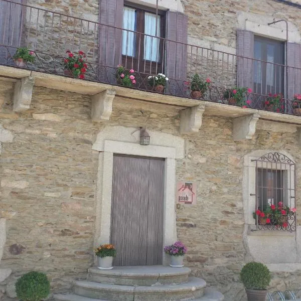 Posada de Los Aceiteros,位于Ahigal de los Aceiteros的酒店