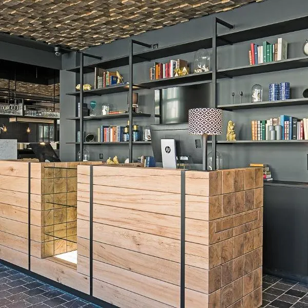 ibis Styles Laval Centre Gare, hotel v destinaci Laval
