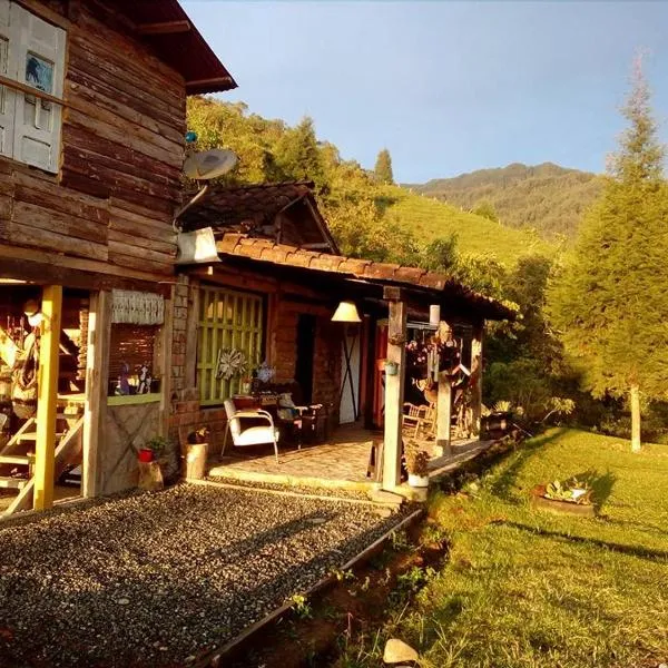 Tarragona Hostal, ξενοδοχείο σε Santa Rosa de Cabal