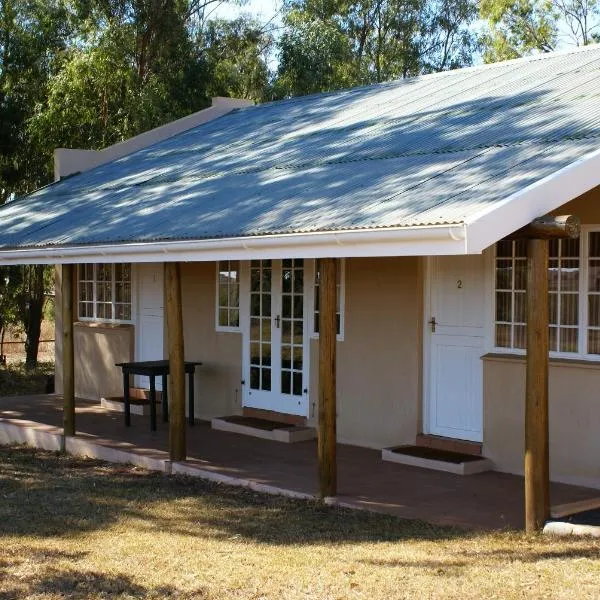 Hluhluwe Country cottages, hotel in Hluhluwe
