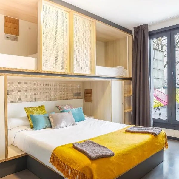 Koisi Hostel, hotel in Donostia-San Sebastián