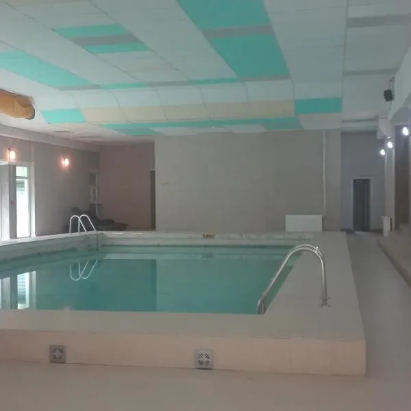 Viesnīca Hotel Diana pilsētā Geoagju Baja