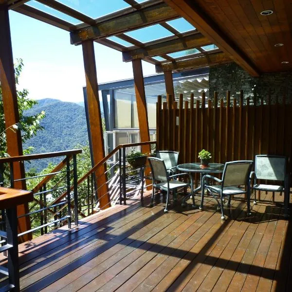 Spring Garden B&B, hotel in Renai