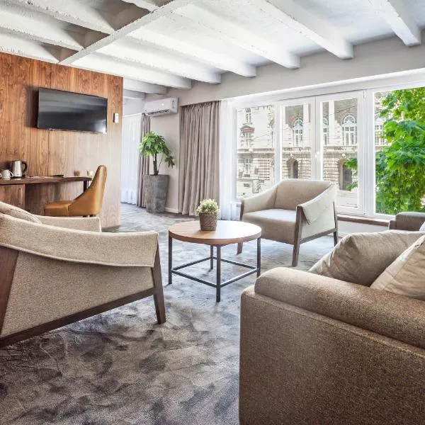 Nomad Luxury Suites, hotel v Bělehradě