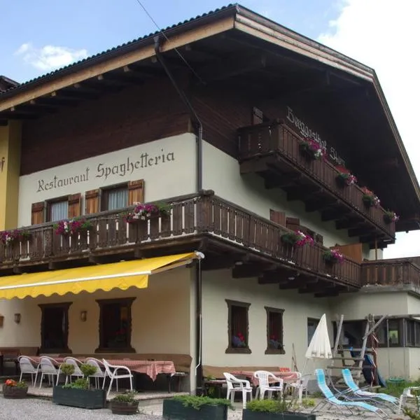 Berggasthof Stern, hotel v destinaci Predoi
