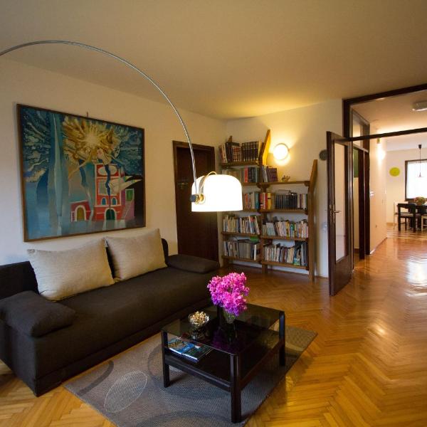 Apartment Cherry