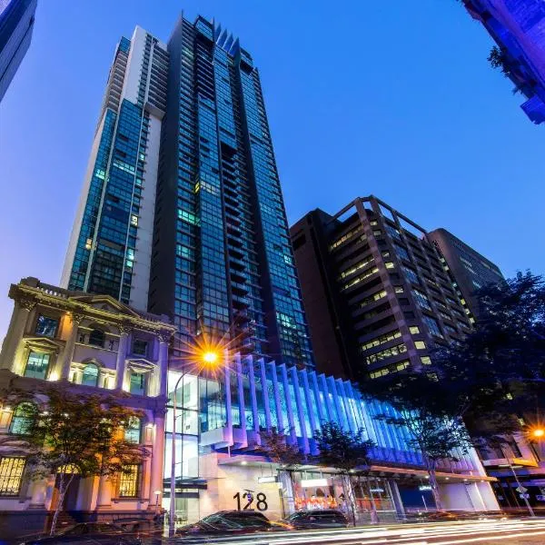 Oaks Brisbane on Charlotte Suites、ブリスベンのホテル