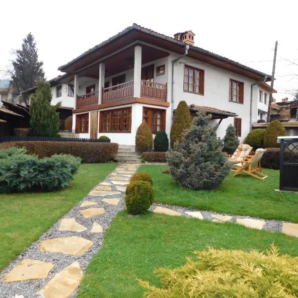Family Vacation Home Topolnitza, hotel v destinaci Koprivštica
