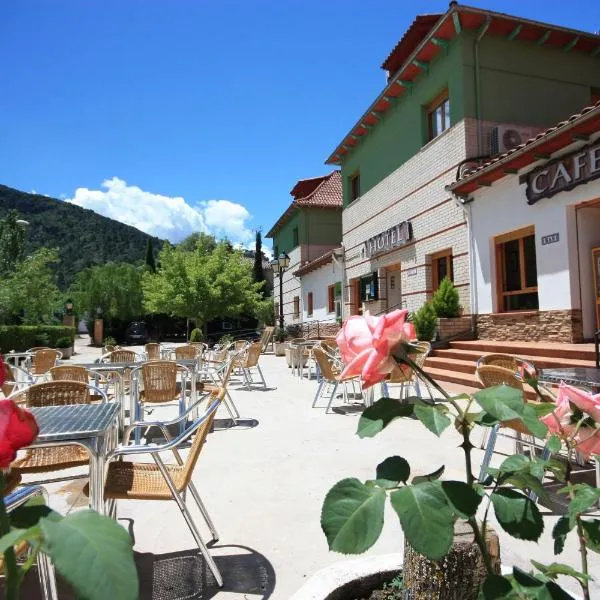 Hotel Rural Montaña de Cazorla, хотел в Аройо Фрио