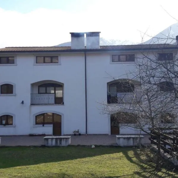 Affittacamere L'Airone, hotel v destinaci Villetta Barrea