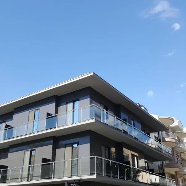 Argolis Hotel، فندق في نافبليو