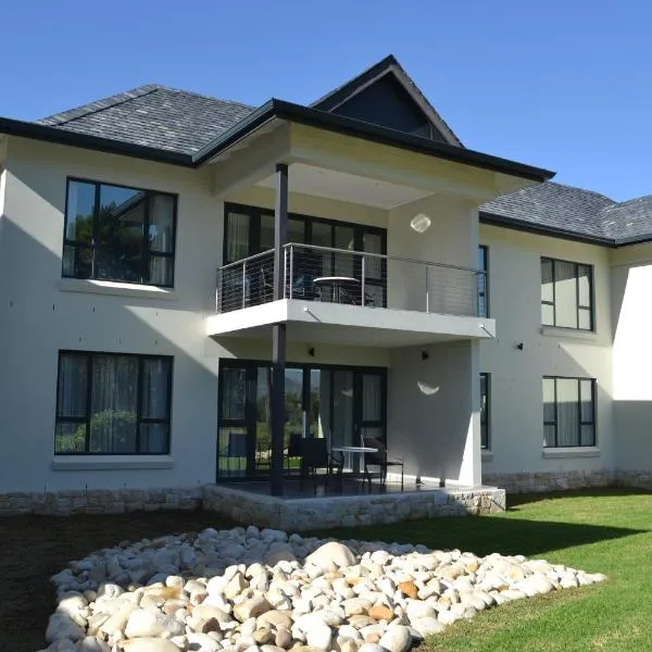 Pearl Valley Suites, hotel v destinaci Simondium