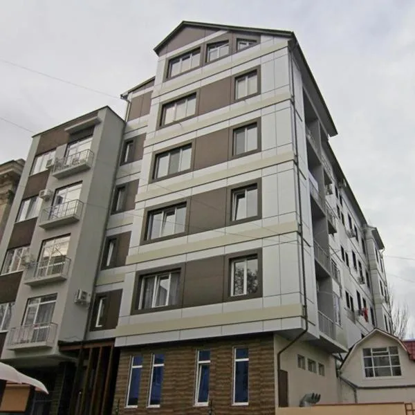 Main Street Apartments, hotel u gradu Čišinau