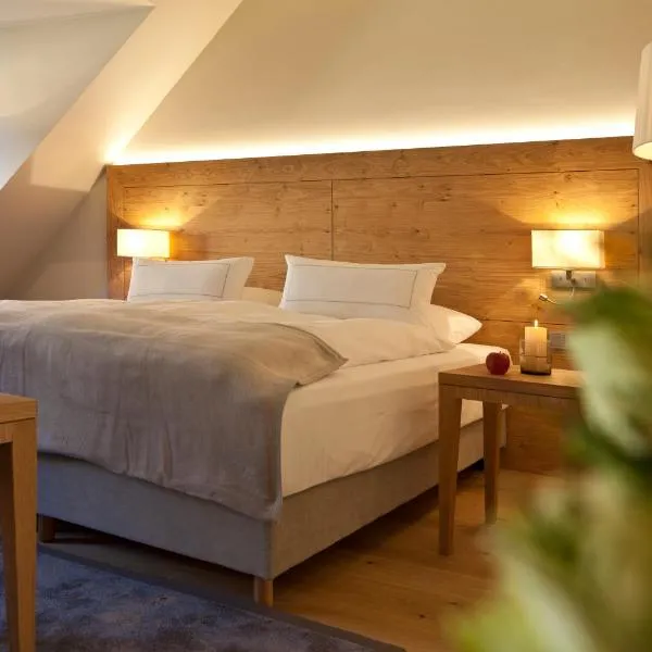 Gasthof Zufriedenheit, Hotel in Naumburg (Saale)