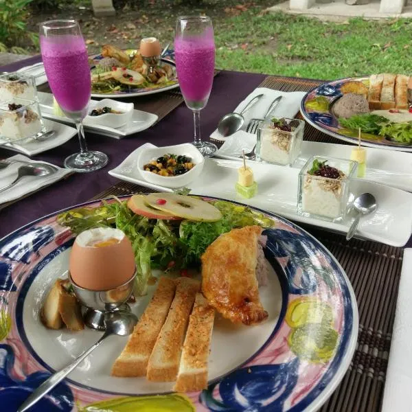 Cenacle B & B, ξενοδοχείο σε Chenggong