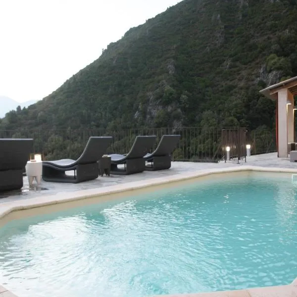 Casa Di Lucia Mi-Hotel โรงแรมในMazzola