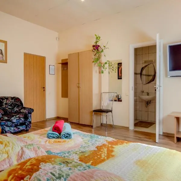 Hapi, hotel in Jūrmala