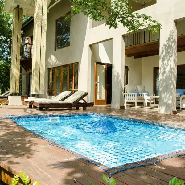 Villa Rostrata-on-Lake, hotel in Hazyview