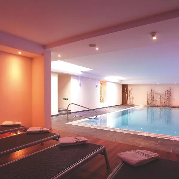 Hotel Garni Muttler Alpinresort & Spa, hotel in Samnaun