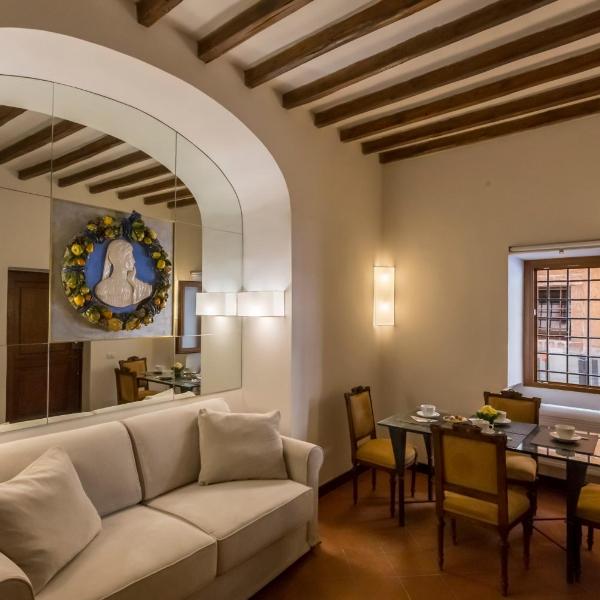 Navona apartment, Rome