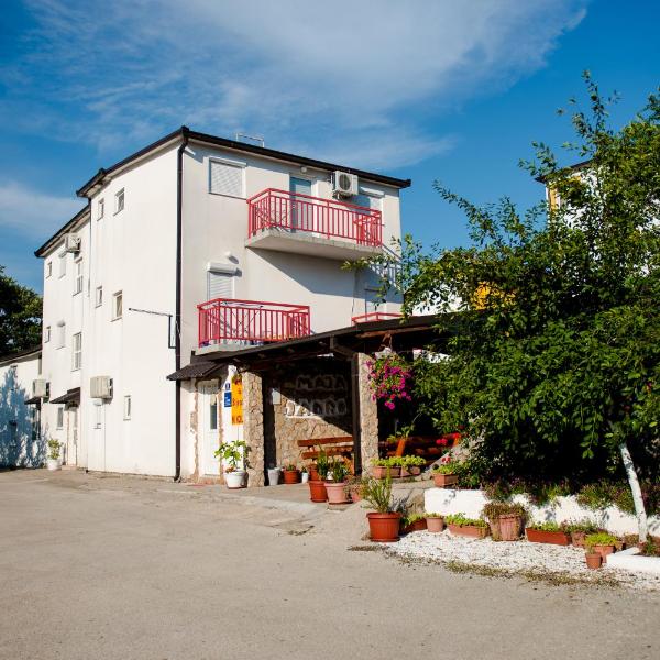 Family guesthouse in forest Ana & Stjepan Nikolić