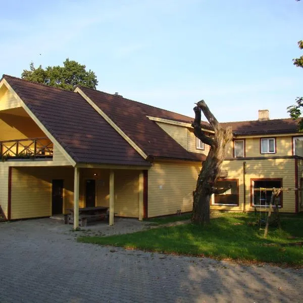 Kõrtsitalu külalistemaja, hotel v mestu Kõpu