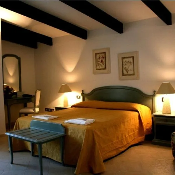 Hotel Cala Di Seta, hotel v destinaci Calasetta