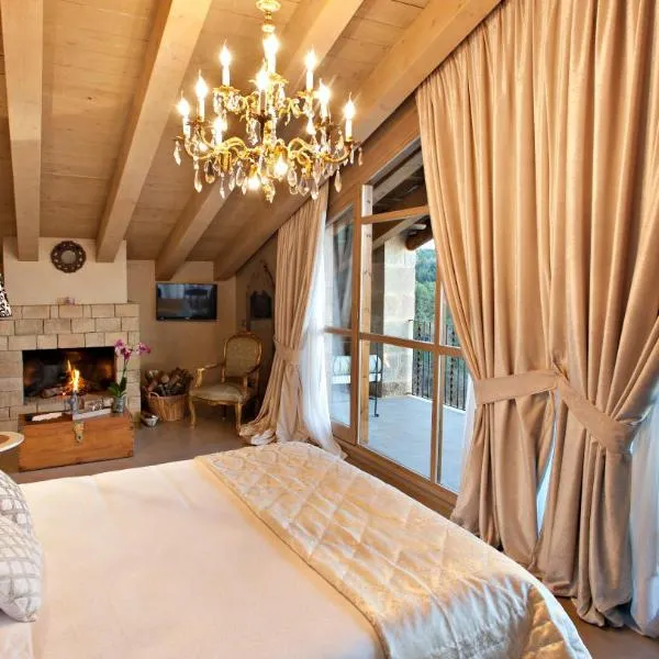 La Vella Farga Hotel、Lladursのホテル
