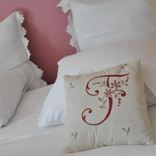 B&B Le Verger du Pierroy, ξενοδοχείο σε Louftémont