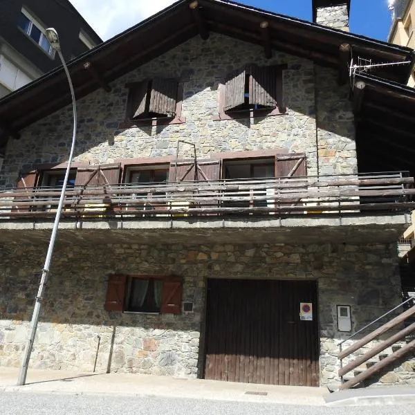 Xalet Riba - hut 8077, Hotel in Arinsal