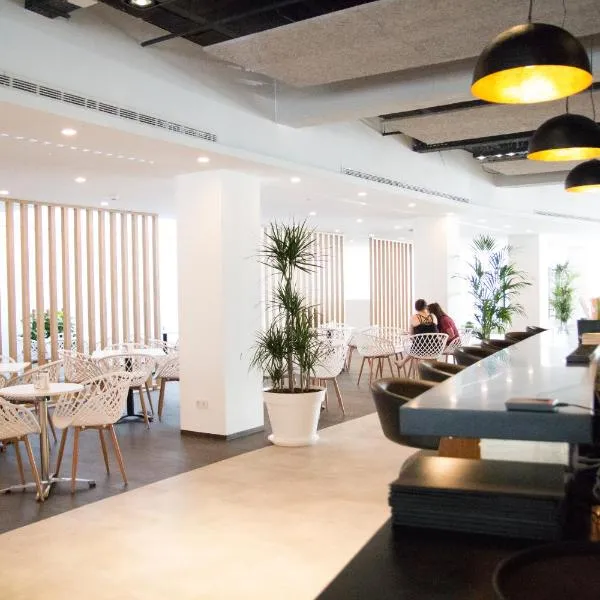 Planet Hotels ONE - Adults Only 16 years, hotel in El Arenal