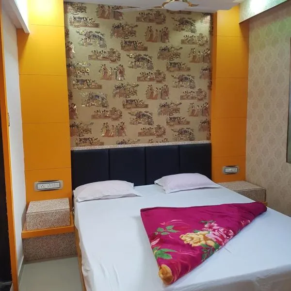 Hotel Laabh โรงแรมในดีอู