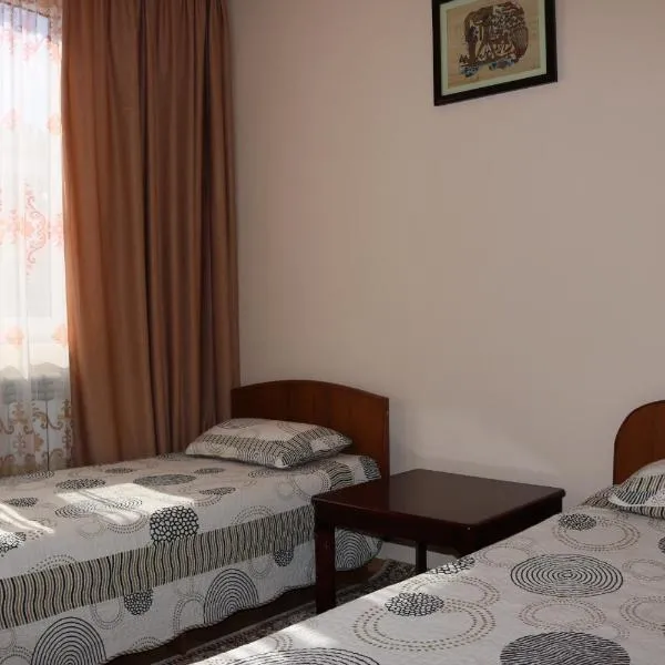 Гостевой дом "Kalinka", hotel v destinaci Cholpon-Ata