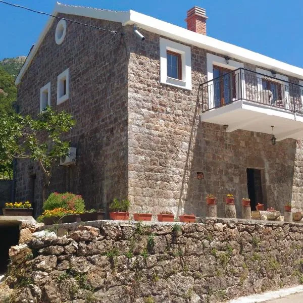 Apartment Mond, ξενοδοχείο σε Virpazar