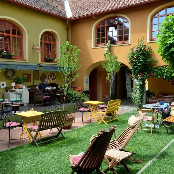 MuziKafe - Home of Culture, hotel v destinaci Ptuj