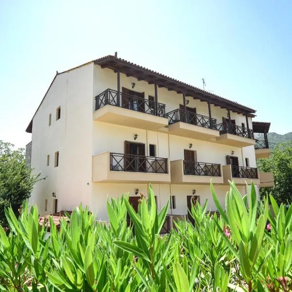 Mont Helmos Hotel、クリトリアのホテル
