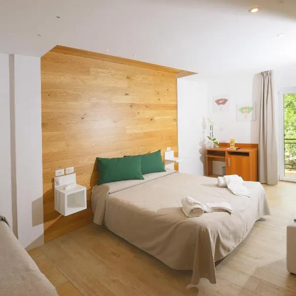Hotel Degli Olmi: Villetta Barrea'da bir otel