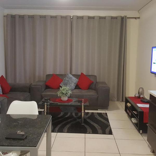 Strelitzia Apartment