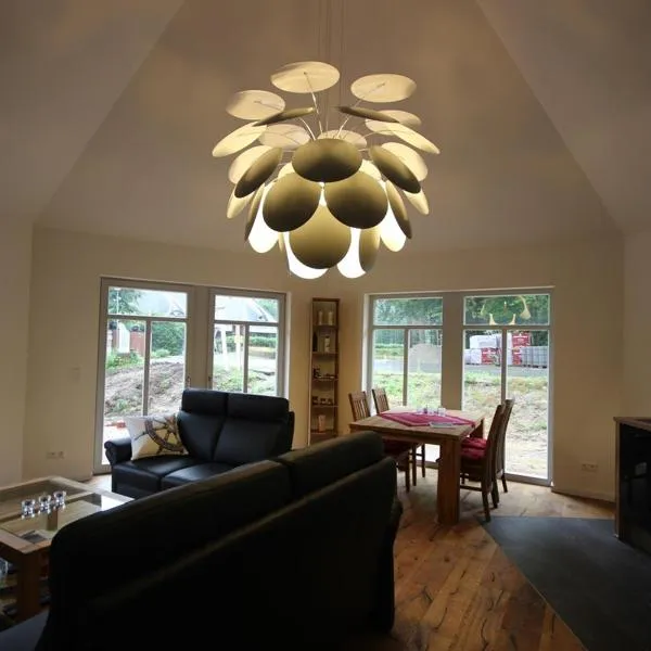 Zur schönen Heide-Wabe, Hotel in Egestorf