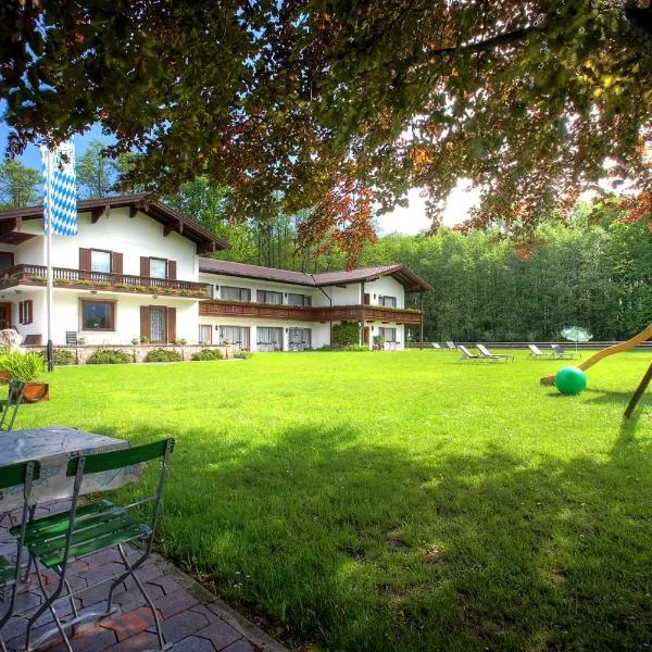 Haus Waldesruh, hotell sihtkohas Übersee