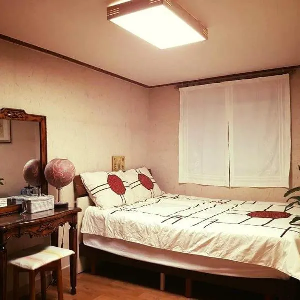 Lydia Craft Guesthouse, hotel in Seoul